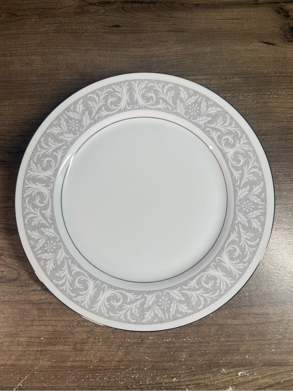 VTG Imperial China Whitney 5671 W Dalton Dinner Plates Set of 2 Japan Platinum